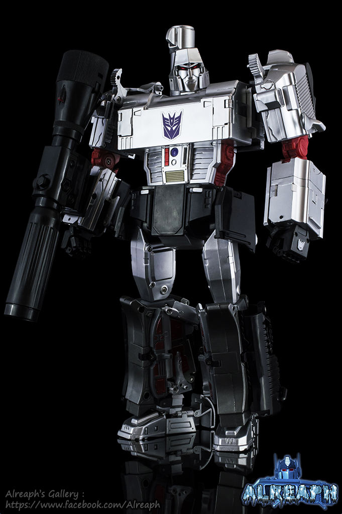 [Masterpiece Tiers] X-TRANSBOTS MX-1 APOLLYON aka MEGATRON - Sortie Mai 2015 - Page 3 NWeFI9Wz