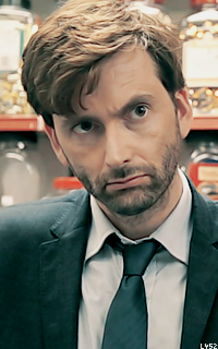 David Tennant Nfuh9LOe