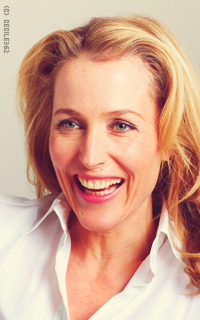 Gillian Anderson Ngvb9jtV