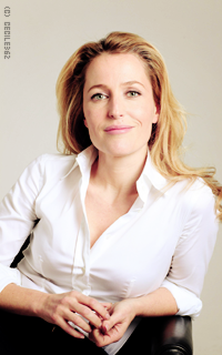 Gillian Anderson O3ktxOWk