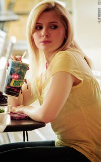 Abigail Breslin OUusFqZl