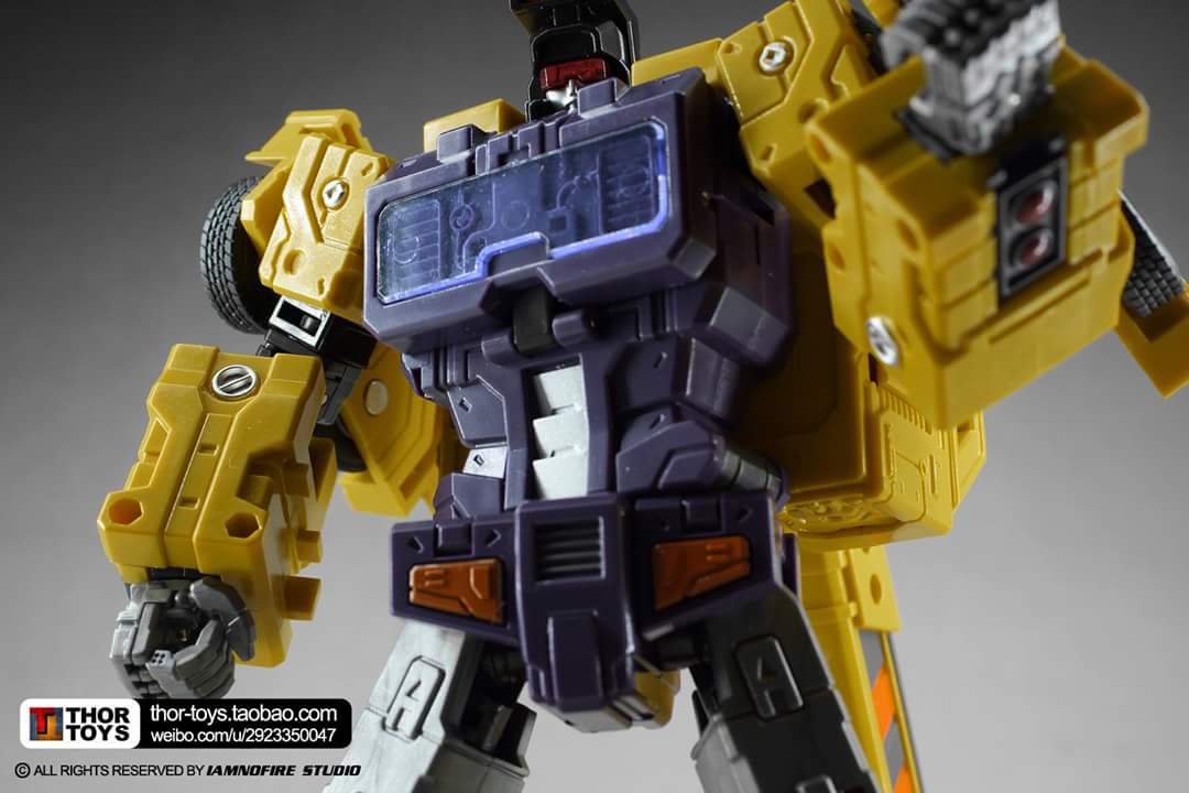 [Toyworld] Produit Tiers - Jouet TW-C Constructor aka Devastator/Dévastateur (Version vert G1 et jaune G2) - Page 8 OqxuLrgw