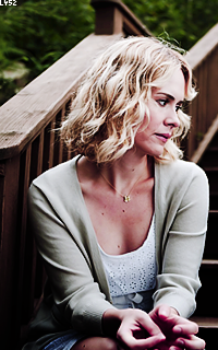 Sarah Paulson  P2X4v96t