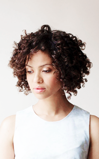 gugu - Gugu Mbatha-Raw - Page 2 PFnM0OWO