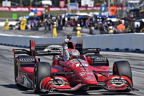 Rahal ganó en casa y recortó la distancia con Montoya Pok0Zvn0