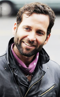 Eion Bailey PpZmFNWb