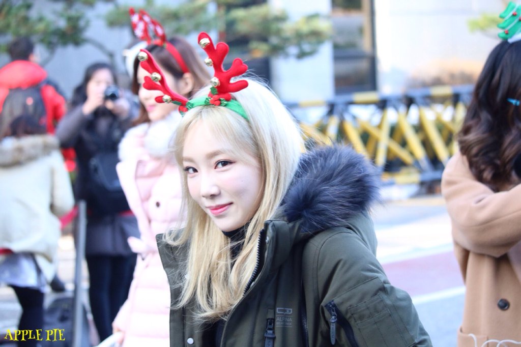 [PIC][04-12-2015]Hình ảnh mới nhất từ chuỗi quảng bá cho Mini Album "Dear Santa" của TaeTiSeo PzU6LKP8