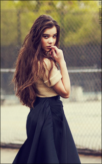 Hailee Steinfeld QCZjBQeJ