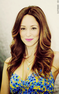 Autumn Reeser Qc7ChUvI