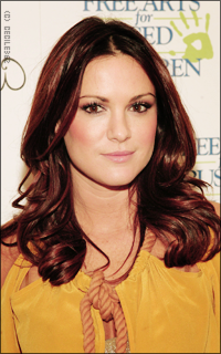 Danneel Ackles QkELr64E