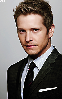 Matt Czuchry QwVzEOt4