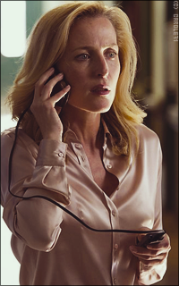 Gillian Anderson RxO4vVxd