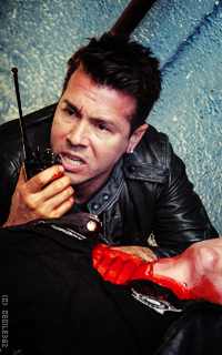 Jon Seda SfglEhWZ