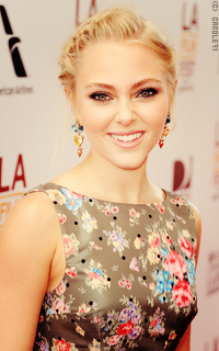 Annasophia Robb SkPXcNdA