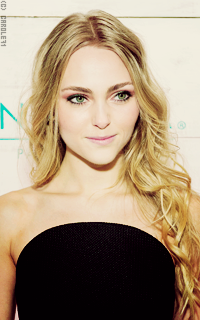 AnnaSophia Robb Sknl5q0q