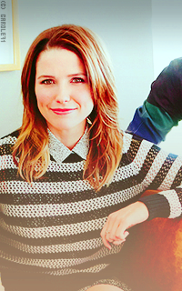 Sophia Bush TRLMLfDK