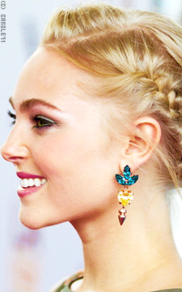 Annasophia Robb TkVCUBNi