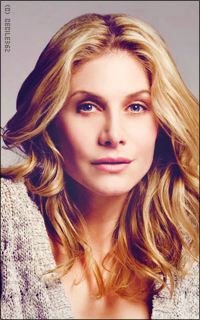 Elizabeth Mitchell UAAYoM87