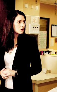 Paget Brewster Uih53Wsv