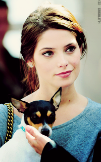 Ashley Greene UlOAduQt