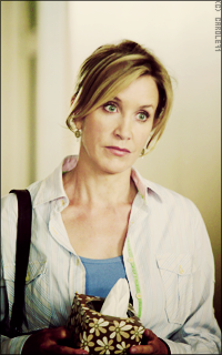 Felicity Huffman  Ux2hUfgs