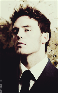 Sam Claflin WJuxne9n