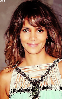 Halle Berry XxgdbW2T