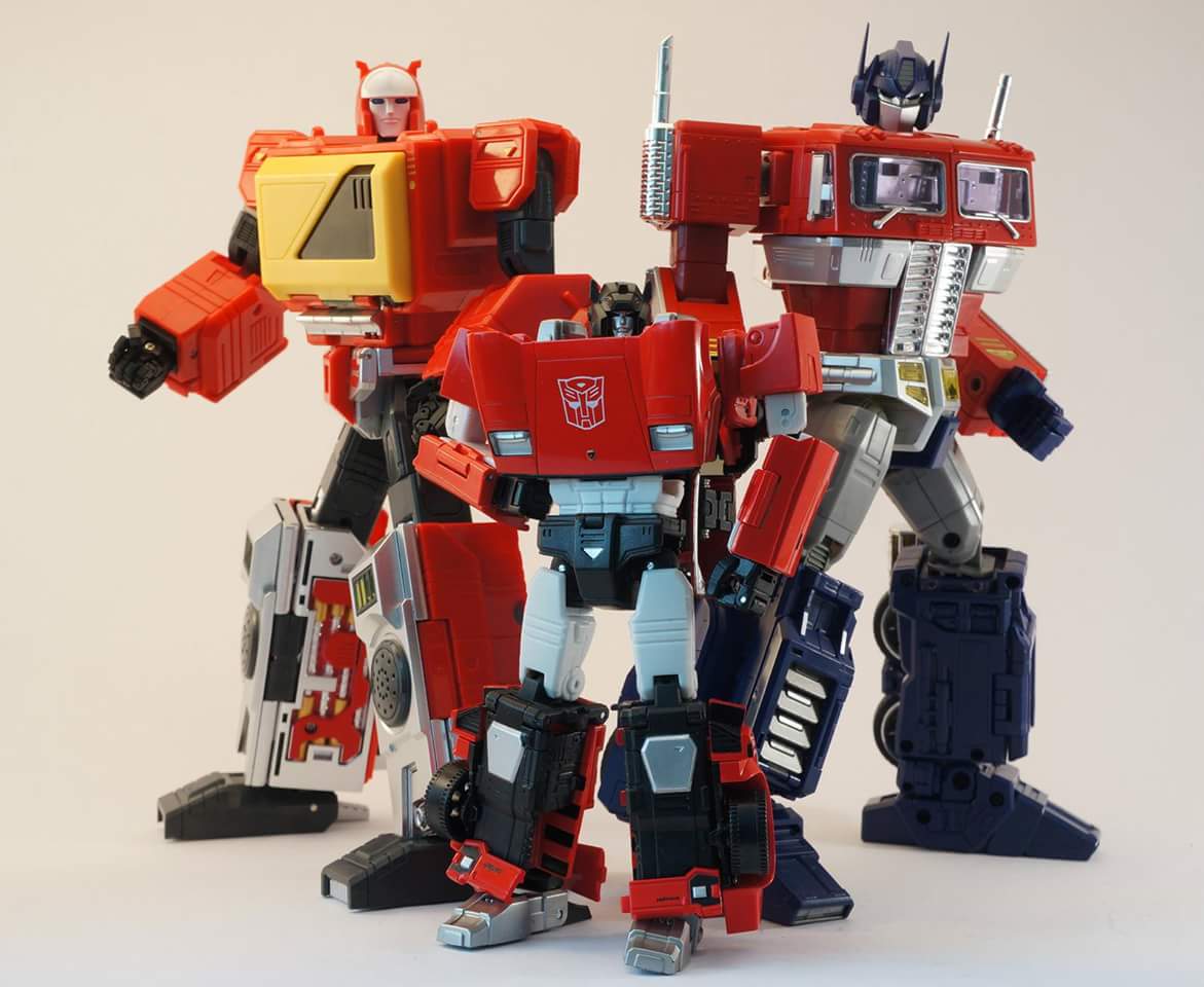 [Masterpiece Tiers] KFC TOYS TRANSISTOR PURE RED aka BLASTER - Sortie Janvier 2015 Y9J5jrcK