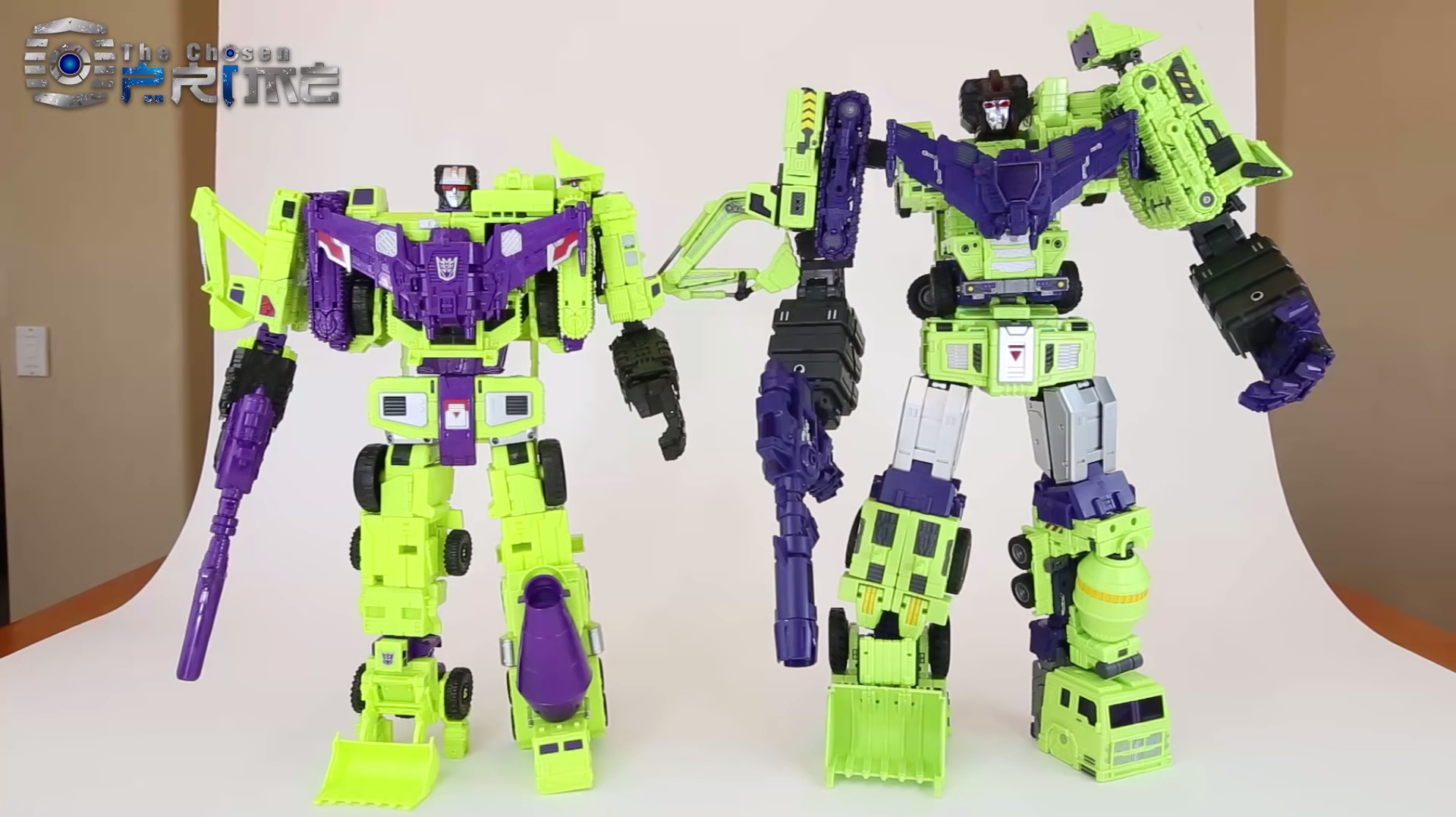 [Toyworld] Produit Tiers - Jouet TW-C Constructor aka Devastator/Dévastateur (Version vert G1 et jaune G2) - Page 8 YDfn0MbU