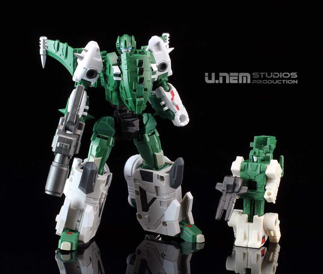 [Combiners Tiers] FANSPROJECT SAURUS RYU-OH aka DINOKING - Sortie 2015-2016 YPD8KoeG