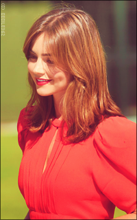 Jenna-Louise Coleman Ym3QfJih