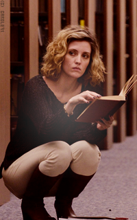 Evelyn Brochu Z5LKbCwW