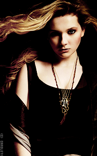 Abigail Breslin ZHkonASH