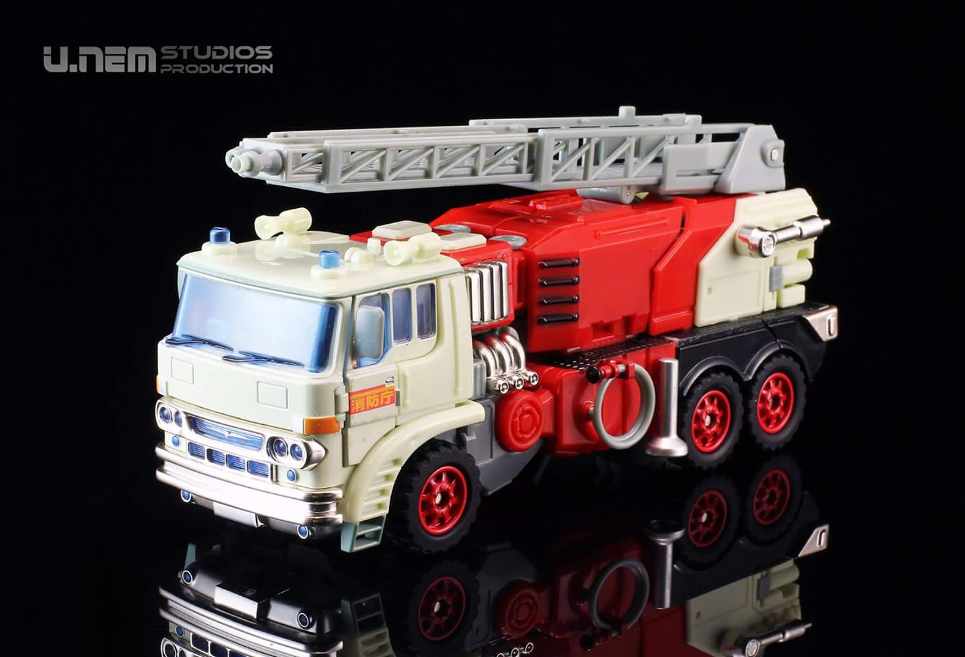 [Ocular Max] Produit Tiers - PS-03 Backdraft (aka Inferno) + PS-05 Girder (aka Grapple/Grappin) + PS-10 Roadcrane (aka Hauler/Transporto) + PS-08 Kojin (aka Artfire/Pare-feu) - Page 4 ZW6CoZJS