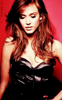 Jessica Alba ZsDMm2C7