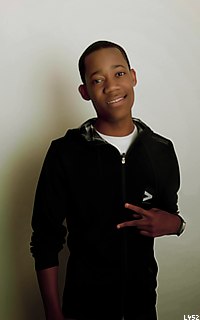 Tyler James Williams A3TI95ny