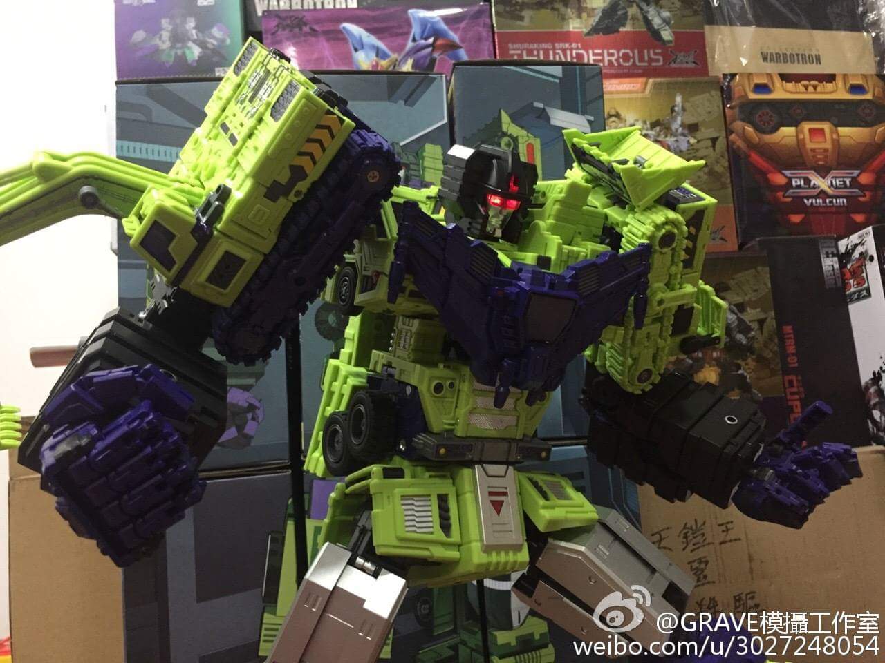 [Toyworld] Produit Tiers - Jouet TW-C Constructor aka Devastator/Dévastateur (Version vert G1 et jaune G2) - Page 6 AOlo7Z10