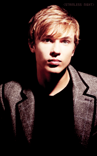William Moseley AahXyAs8