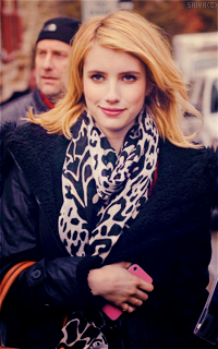 Emma Roberts AakBCIJF