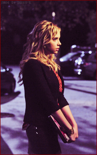 ASHLEY BENSON AarVdMJ7