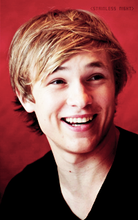 William Moseley AaxAIDhN