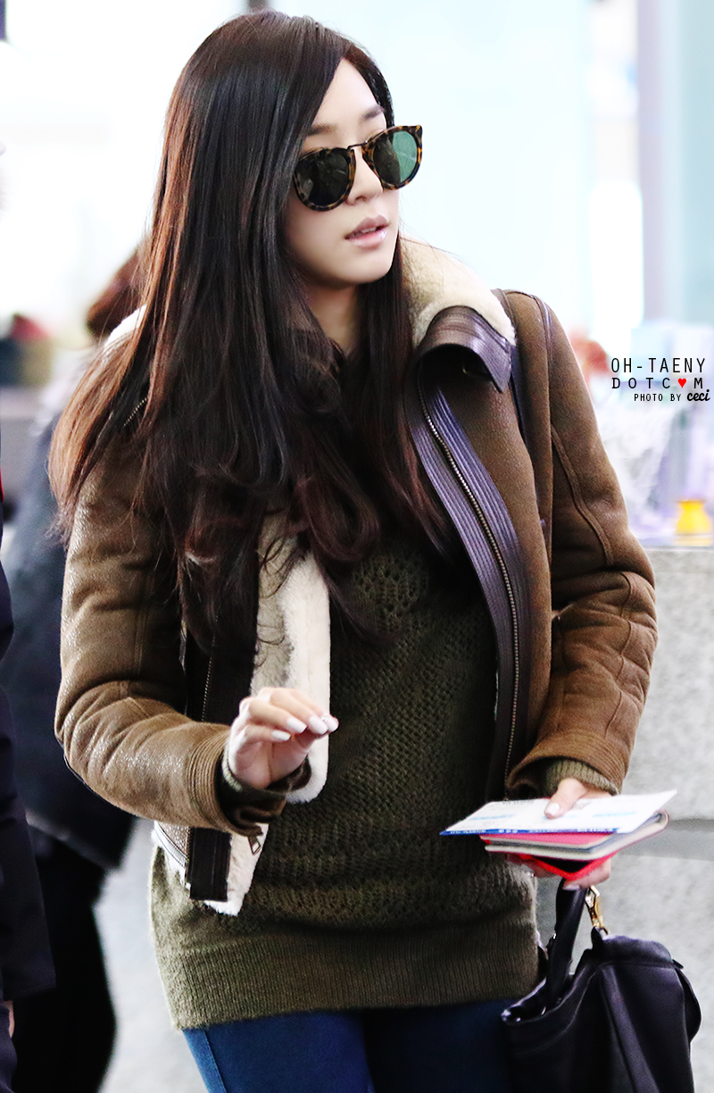 [140103] Tiffany y Yuri — Aeropuerto de Incheon AbhW7q8R