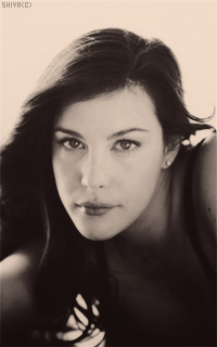 Liv Tyler AcxViI25