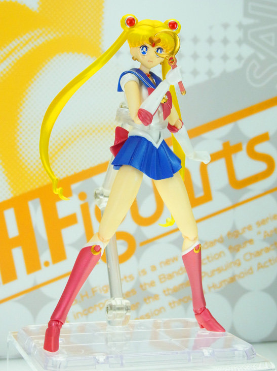 [S.H.Figuarts] Sailor Moon - Página 2 AcyUrIkT