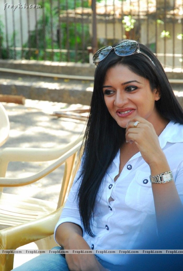 Vimala Raman hot photos in blue jean AdeqPiPP