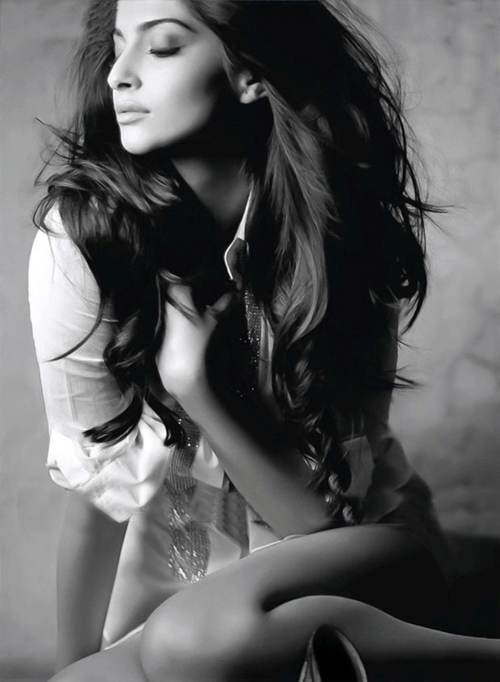 Kapoor - Sonam Kapoor in Maxim India Magazine AdfuEJrZ