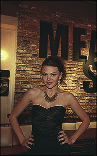 Candice A. Swarovski - Aimee Teegarden AdwniId1