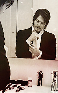 Norman Reedus BCqYdgT8