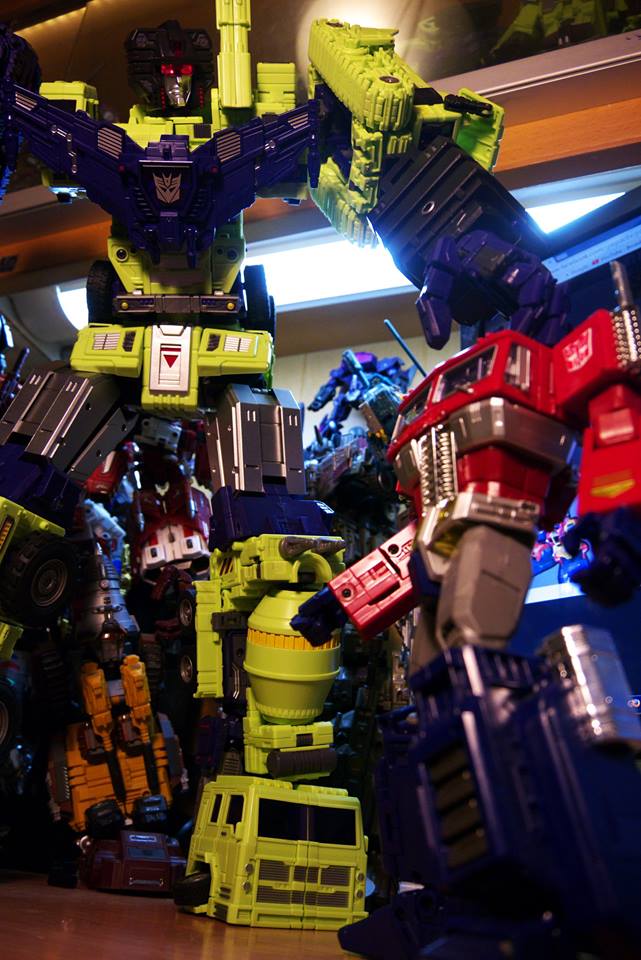 [Combiners Tiers] TOYWORLD TW-C CONSTRUCTOR aka DEVASTATOR - Sortie 2016 - Page 15 CXEhNs0R