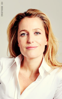 Gillian Anderson CvfUj3BW